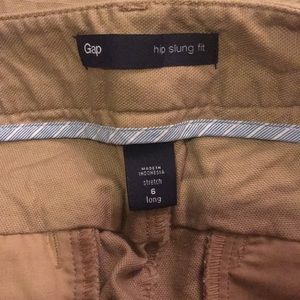 Gap Long Khaki Pants size 6